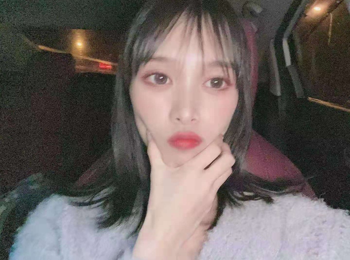 甜美系小姐姐